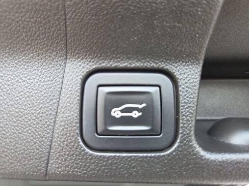 Used 2018 GMC Acadia SLE w/ Driver Alert Package I AWD/4WD image 58