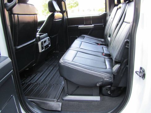 Used 2022 Ford F250 Lariat w/ Lariat Value Package AWD/4WD image 15