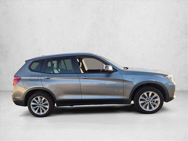 Used 2017 BMW X3 sDrive28i RWD image 4