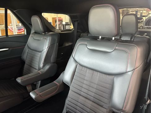 New 2026 Ford Explorer ST-Line AWD/4WD image 25