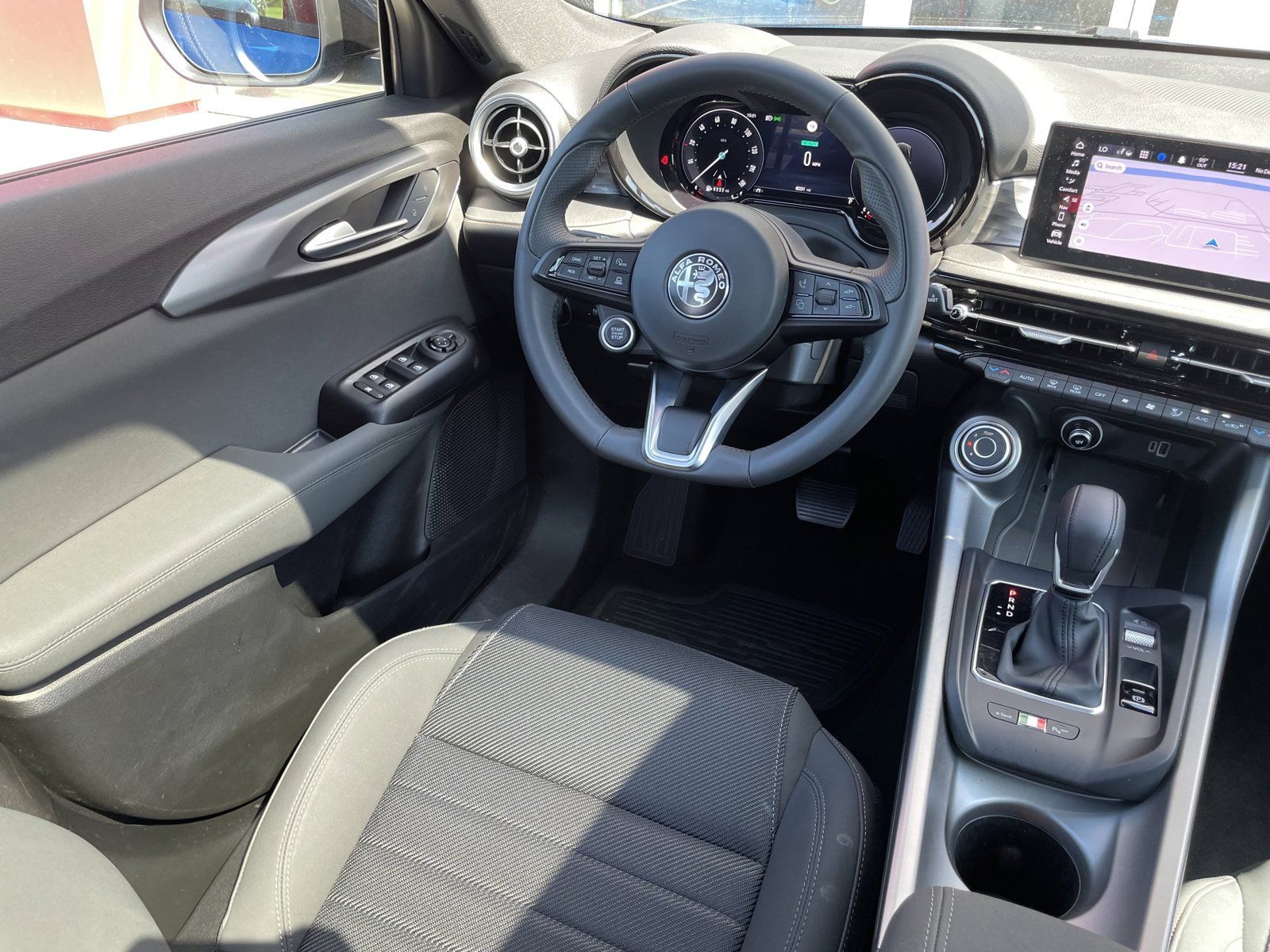 Used 2024 Alfa Romeo Tonale Ti AWD/4WD image 30