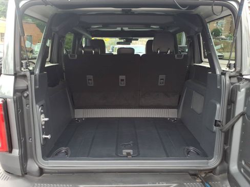 Used 2025 Ford Bronco Badlands AWD/4WD image 16