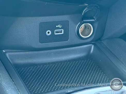Used 2020 Nissan Rogue SV FWD image 28