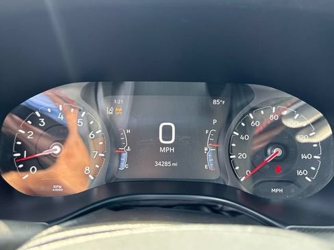 Used 2025 Jeep Compass Trailhawk AWD/4WD image 17