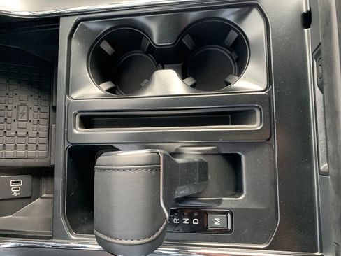 New 2025 Ford F150 Lariat w/ Equipment Group 502A High image 29