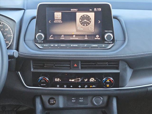 Used 2026 Nissan Rogue SV FWD image 14