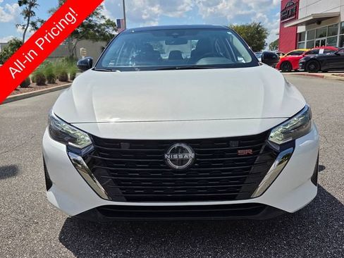 Used 2025 Nissan Sentra SR w/ SR Premium Package FWD image 8