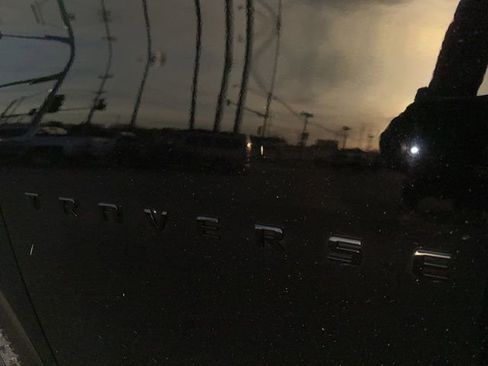 Used 2023 Chevrolet Traverse LT image 24