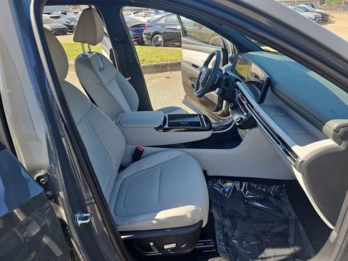 New 2026 Hyundai Tucson Limited FWD image 10