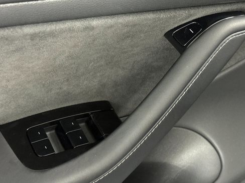 Used 2018 Tesla Model 3 Performance image 19