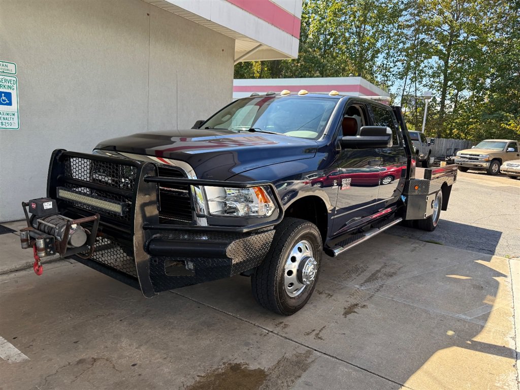 Used 2012 RAM 3500 ST w/ ST Decor Group AWD/4WD image 13