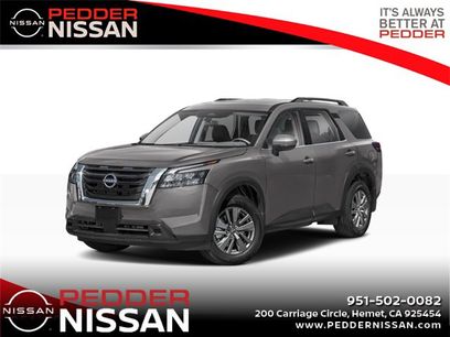 New 2025 Nissan Pathfinder SV