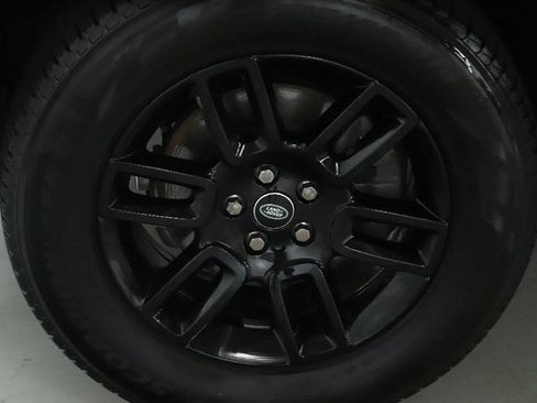 Certified 2023 Land Rover Defender 110 S AWD/4WD image 37