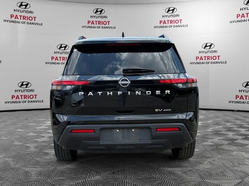 Used 2024 Nissan Pathfinder SV AWD/4WD image 4