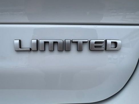 New 2026 Jeep Grand Cherokee L Limited AWD/4WD image 12