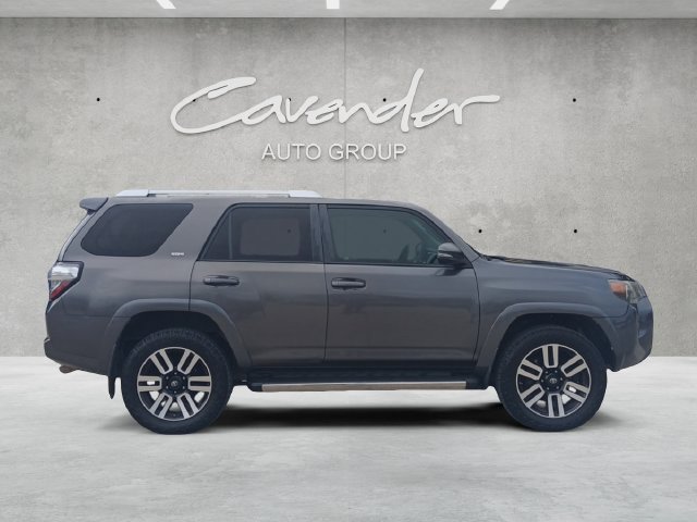 Used 2014 Toyota 4Runner SR5 Premium AWD/4WD image 18