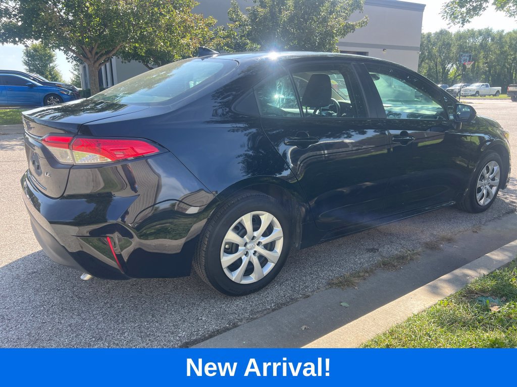 Used 2026 Toyota Corolla LE FWD image 5