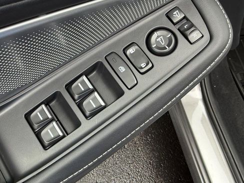 Certified 2026 Acura MDX SH-AWD w/ Technology Package image 11