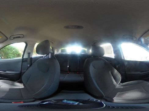 Used 2025 Kia K4 FWD image 42