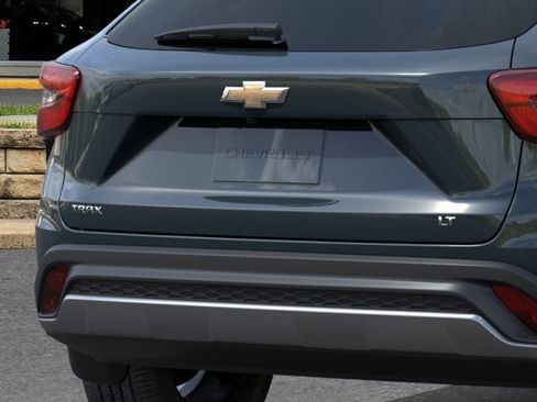 New 2026 Chevrolet Trax LT image 38