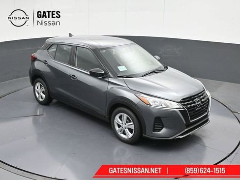 Used 2025 Nissan Kicks Play S image 50