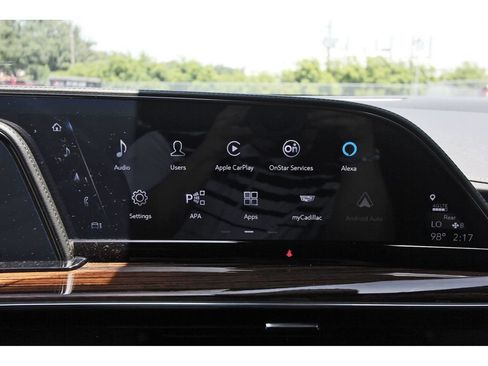 Used 2023 Cadillac Escalade Premium Luxury AWD/4WD image 28