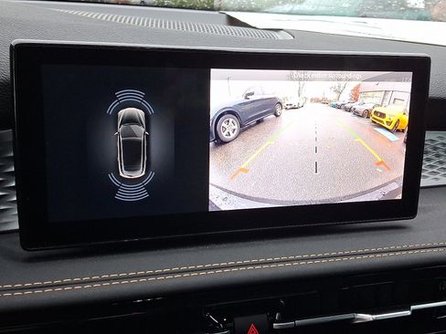 New 2025 Alfa Romeo Tonale image 14