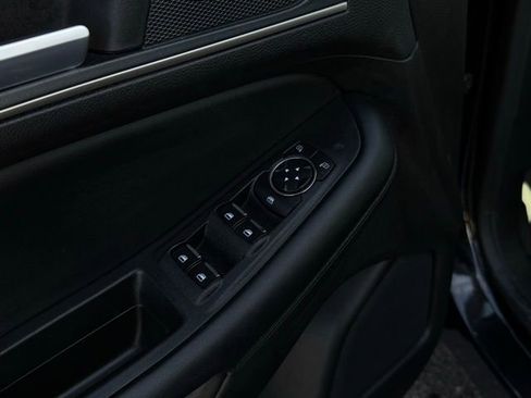 Used 2024 Ford Edge SEL w/ Convenience Package image 8