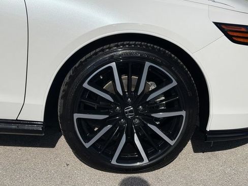 Used 2025 Honda Accord Touring image 10