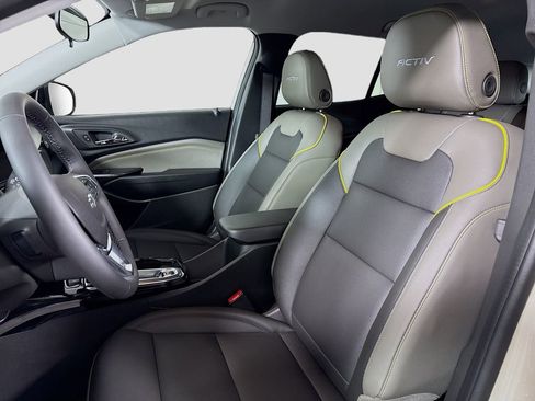 New 2026 Chevrolet Trax ACTIV w/ Driver Confidence Package image 20