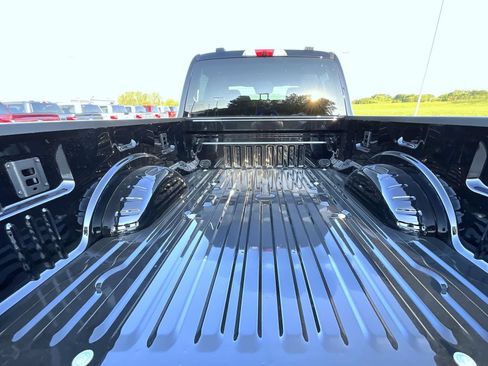 New 2026 Ford F350 XLT w/ XLT Premium Package AWD/4WD image 16