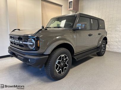 New 2026 Ford Bronco Outer Banks