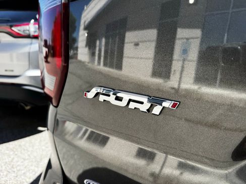 Used 2019 Ford Explorer Sport AWD/4WD image 9