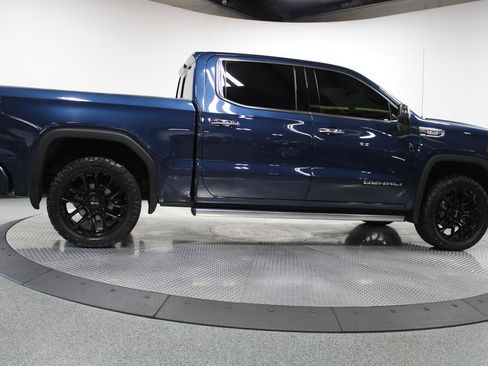 Used 2023 GMC Sierra 1500 Denali w/ Technology Package AWD/4WD image 14