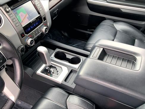 Used 2014 Toyota Tundra Limited w/ Limited Premium Package AWD/4WD image 16