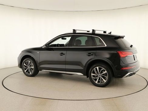 Certified 2023 Audi Q5 2.0T Premium Plus w/ Premium Plus Package AWD/4WD image 3