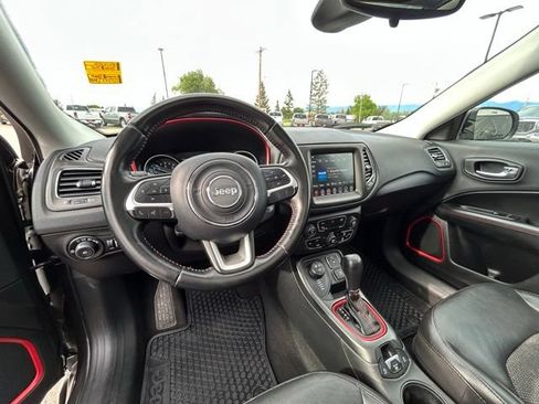 Used 2020 Jeep Compass Trailhawk w/ Safety & Security Group AWD/4WD image 22