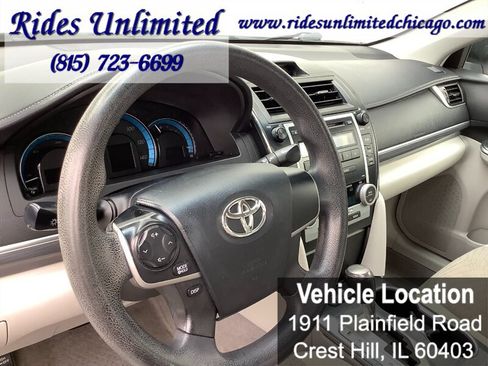 Used 2012 Toyota Camry LE FWD image 21