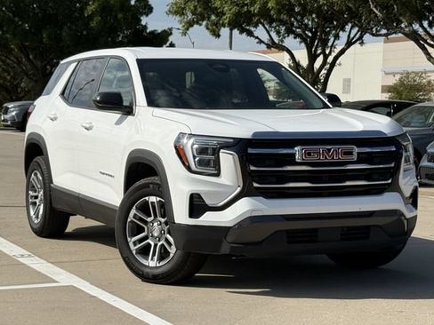 Used 2025 GMC Terrain Elevation AWD/4WD image 2