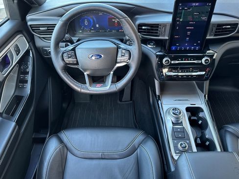 Certified 2022 Ford Explorer ST w/ Equipment Group 401A image 15