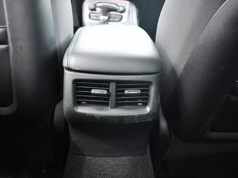 Used 2023 Dodge Challenger GT image 17