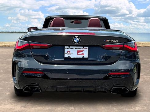 Used 2022 BMW M440i Convertible RWD image 5