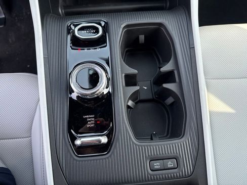 New 2026 Jeep Cherokee Limited AWD/4WD image 14