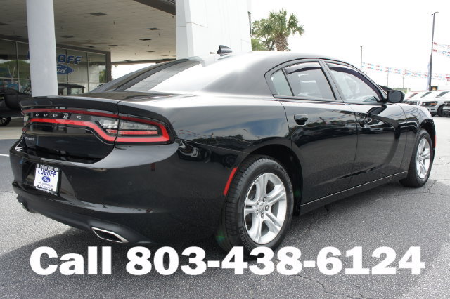 Used 2023 Dodge Charger SXT RWD image 2