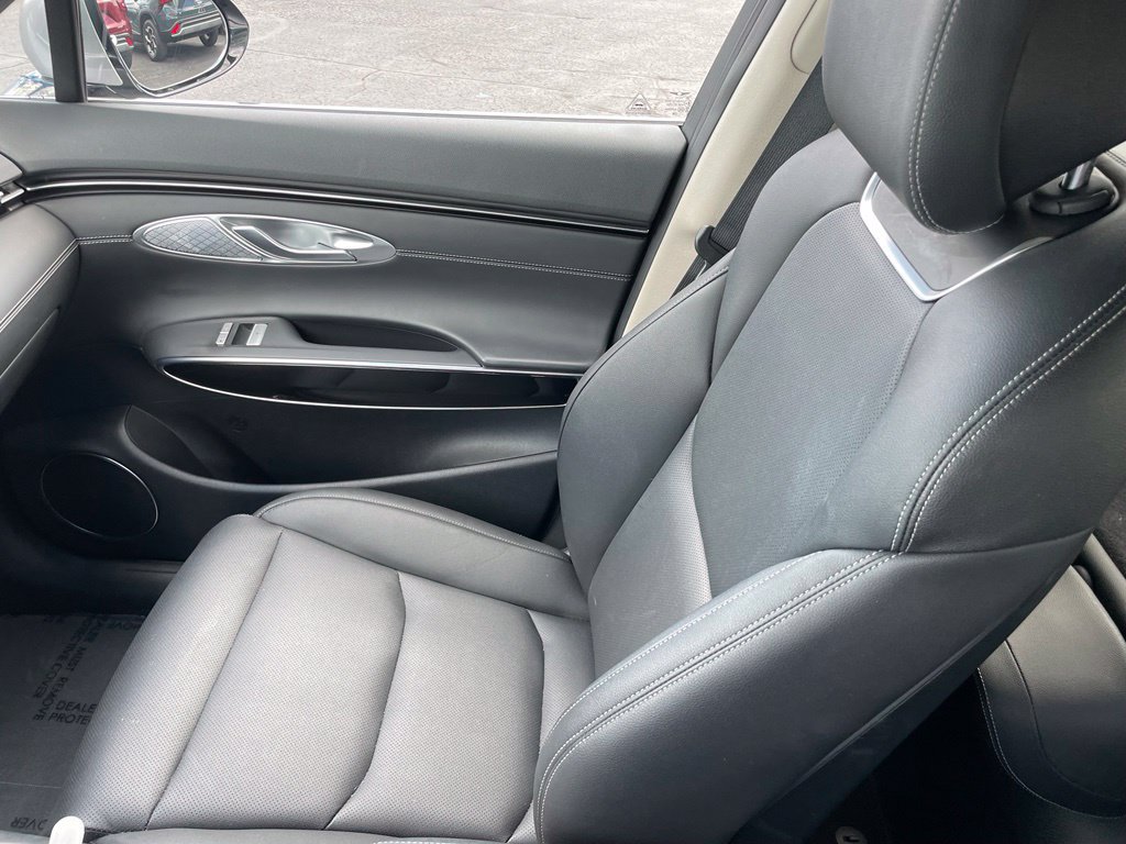 Used 2025 Genesis GV70 2.5T AWD/4WD image 20