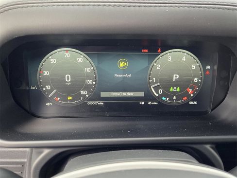 New 2026 Land Rover Defender 110 X-Dynamic SE image 15