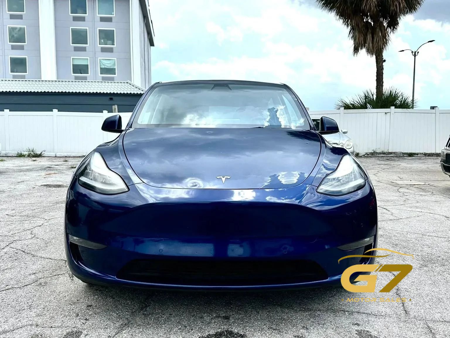 Used 2021 Tesla Model Y 2WD image 3