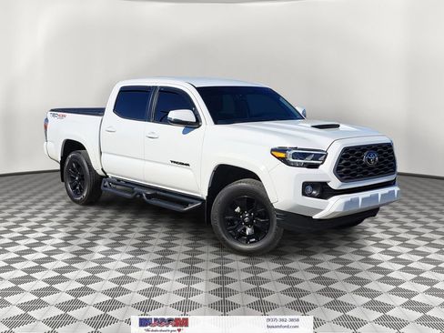 Used 2023 Toyota Tacoma TRD Sport w/ Black Out Package (TMS) image 1