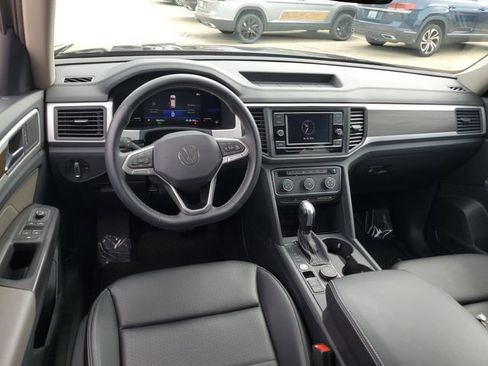 Certified 2022 Volkswagen Atlas SE AWD/4WD image 10