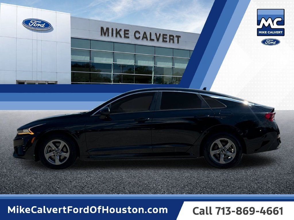 Used 2023 Kia K5 LXS FWD image 2